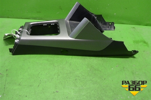 Консоль (92122SC030) для Subaru Forester (SH5) с 2008-2012г