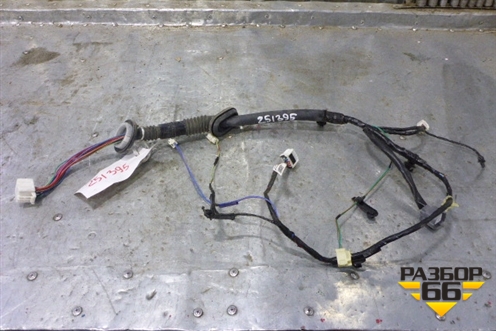Проводка двери передней правой для Subaru Forester (SH5) с 2008-2012г
