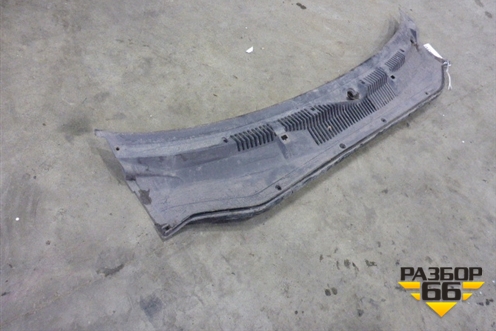 Решетка стеклоочистителей (468470740) для Fiat Albea с 2003г (Альбеа)