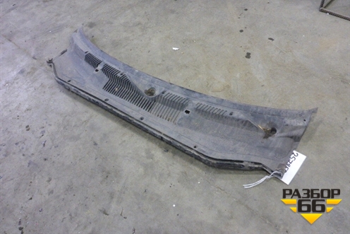 Решетка стеклоочистителей (468470740) для Fiat Albea с 2003г (Альбеа)