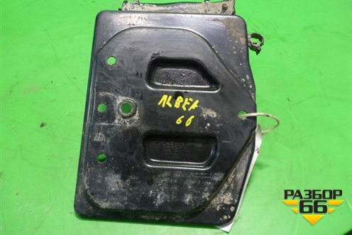 Площадка под аккумулятор (51722243) для Fiat Albea с 2003г (Альбеа)