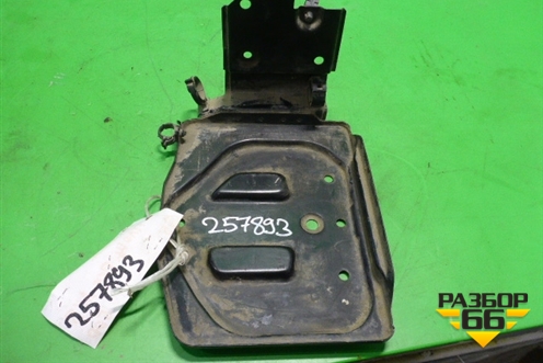 Площадка под аккумулятор (51722243) для Fiat Albea с 2003г (Альбеа)