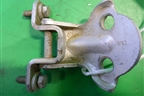 Петля двери задней правой нижняя для Mitsubishi Carisma c 1999-2003г (Каризма)