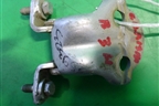 Петля двери задней правой нижняя для Mitsubishi Carisma c 1999-2003г (Каризма)