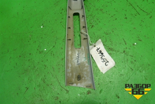 Обшивка стойки центральная верхняя правая (MB947018) для Mitsubishi Carisma c 1999-2003г (Каризма)