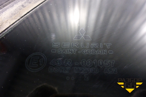 Стекло двери задней правой форточка (2002г седан) для Mitsubishi Carisma c 1999-2003г (Каризма)