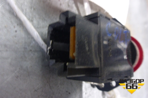 Кнопка аварийной сигнализации для Mitsubishi Colt с 2004г (Кольт)