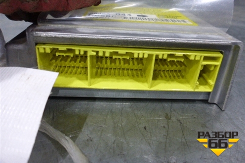 Блок управления AIR BAG (8635A044) для Mitsubishi Galant (DJ,DM) с 2003-2012г (Галант)