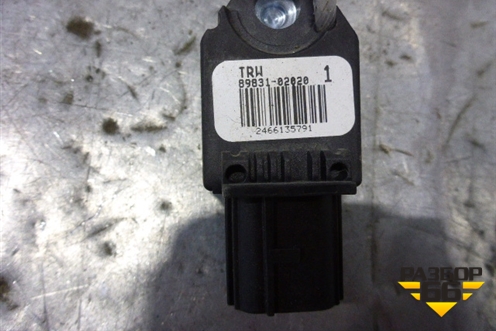 Датчик AIR BAG (8983102020) для Toyota Corolla (E12) с 2001-2007г (Королла 120)
