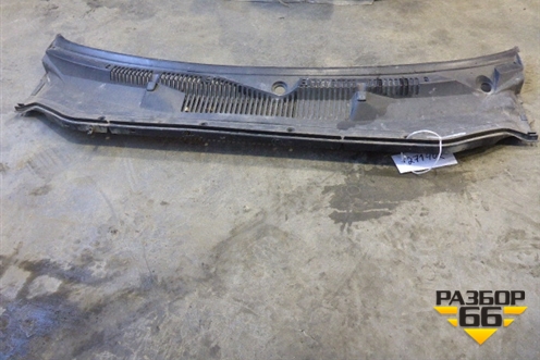 Решетка стеклоочистителей (468470740) для Fiat Albea с 2003г (Альбеа)