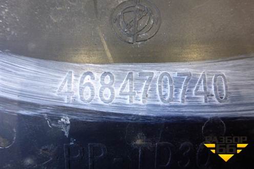 Решетка стеклоочистителей (468470740) для Fiat Albea с 2003г (Альбеа)