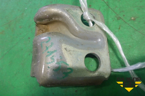 Петля двери передней правой нижняя (46816374) для Fiat Albea с 2003г (Альбеа)