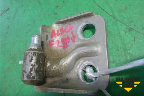 Петля двери передней правой нижняя (46816374) для Fiat Albea с 2003г (Альбеа)