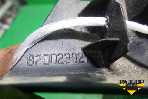 Накладка двери передней левой (на рамку задняя часть) (8200239278) для Renault Scenic с 2003-2009г (Сценик)