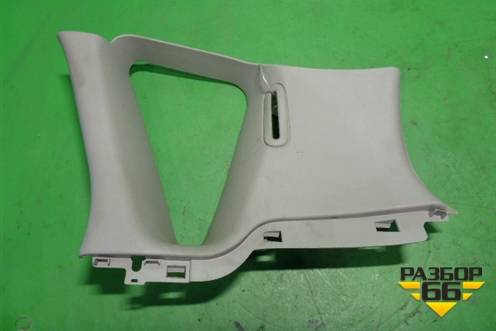 Обшивка стойки задняя верхняя правая (8800814217) для Renault Scenic с 2003-2009г (Сценик)