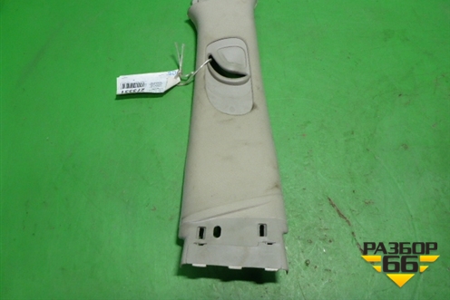 Обшивка стойки центральная верхняя правая (8200084325) для Renault Scenic с 2003-2009г (Сценик)