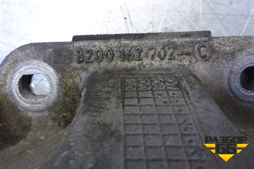 Кронштейн (усилитель тормозов вакуумный) (8200162702) для Renault Scenic с 2003-2009г (Сценик)