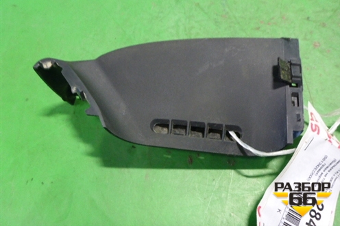 Накладка на торпедо (боковая верхняя правая) (681342ED500) для Nissan Tiida (C11X) с 2004-2013г (Тиида)