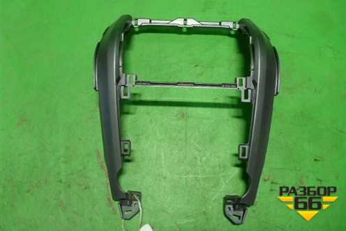 Накладка на торпедо (центральная верхняя) (77250SWAA0) для Honda CR-V(RE) с 2006-2012г (ЦРВ СРВ)