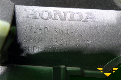 Накладка на торпедо (центральная верхняя) (77250SWAA0) для Honda CR-V(RE) с 2006-2012г (ЦРВ СРВ)