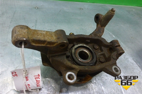 Кулак поворотный передний правый (2.3л АКПП VQ23) для Nissan Teana (J31) с 2003-2008г (Теана)
