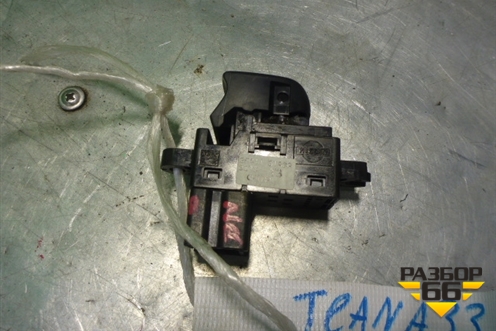 Кнопка стеклоподъёмника (задняя (254113TA3A) для Nissan Teana (L33) с 2013г