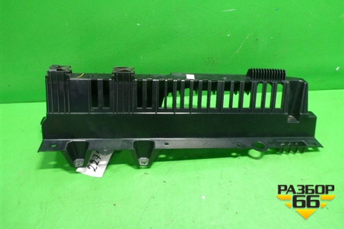 Кронштейн (держателя задней полки правый) (51476981052) для BMW X6 E71 с 2008-2014г (Х6 Е71)