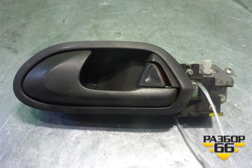Ручка внутренняя двери передней правой для Honda Civic 4D с 2006-2012г (Цивик)