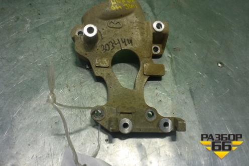 Кронштейн компрессора кондиционера (1.8л R18A1) для Honda Civic 4D с 2006-2012г (Цивик)