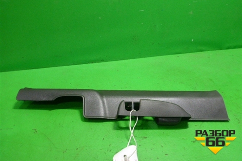 Накладка порога внутренняя переднего левого (84251SNA) для Honda Civic 4D с 2006-2012г (Цивик)