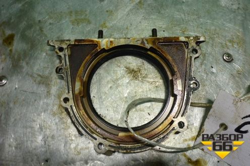 Крышка коленвала задняя (1.6л QG16) для Nissan Almera Classic с 2006-2013г (Альмера Классик)