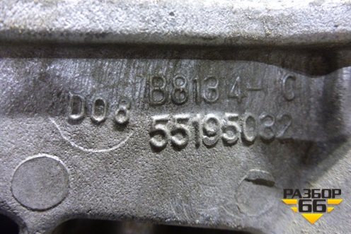 Кронштейн двигателя правый (1.4л 350A1000) (55195032) для Fiat Grande Punto с 2005г (Гранде Пунто)