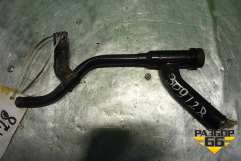 Трубка системы охлаждения (1.4л 350A1000 металлическая) для Fiat Grande Punto с 2005г (Гранде Пунто)