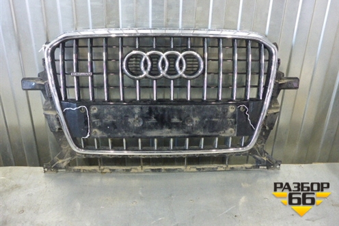 Решетка радиатора (после 2012г под парктроник) (8R0853651R) для Audi Q5 c 2008-2017г