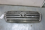 Решетка радиатора (после 2012г до 2015г не под камеру) (5311460110) для Toyota Land Cruiser (200) с 2008г (Ленд Крузер)