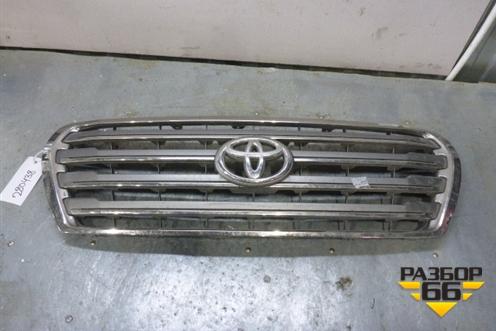 Решетка радиатора (после 2012г до 2015г не под камеру) (5311460110) для Toyota Land Cruiser (200) с 2008г (Ленд Крузер)