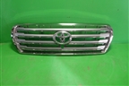 Решетка радиатора (после 2012г до 2015г под камеру) (5311460110) для Toyota Land Cruiser (200) с 2008г (Ленд Крузер)
