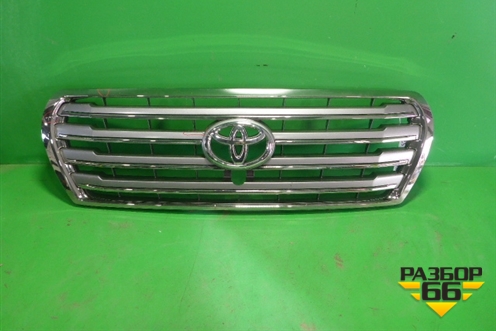Решетка радиатора (после 2012г до 2015г под камеру) (5311460110) для Toyota Land Cruiser (200) с 2008г (Ленд Крузер)