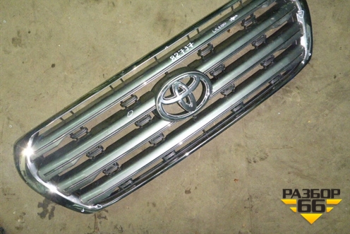 Решетка радиатора (до 2012г не под камеру) (5310160580) для Toyota Land Cruiser (200) с 2008г (Ленд Крузер)