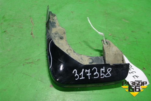 Брызговик передний левый (75810SWWE000) для Honda CR-V(RE) с 2006-2012г (ЦРВ СРВ)