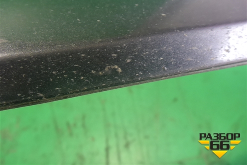 Накладка двери передней правой (после 2012г крашеная) (8R0853960L) для Audi Q5 c 2008-2017г (Ку 5)