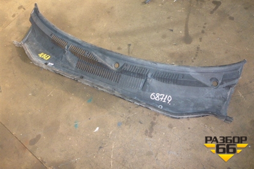 Решетка стеклоочистителей (468470740) для Fiat Albea с 2003г (Альбеа)