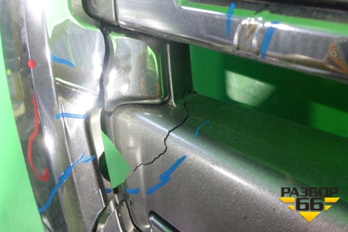 Решетка радиатора (после 2012г до 2015г) (5311460110) для Toyota Land Cruiser (200) с 2008г (Ленд Крузер)