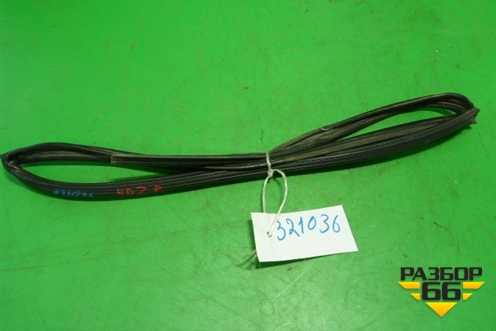 Уплотнитель стекла двери задней правой для Honda Civic 4D с 2006-2012г (Цивик)