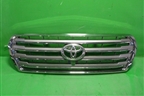 Решетка радиатора (после 2012г до 2015г под камеру) (5311460110) для Toyota Land Cruiser (200) с 2008г (Ленд Крузер)