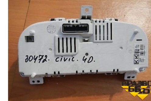Щиток приборов МКПП (нижний) для Honda Civic 4D с 2006-2012г (Цивик)