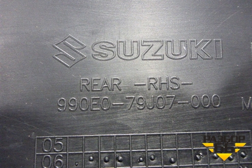 Накладка двери задней правой (широкая новая) (990E079J07000) для Suzuki SX4 с 2006-2013г (СХ4)