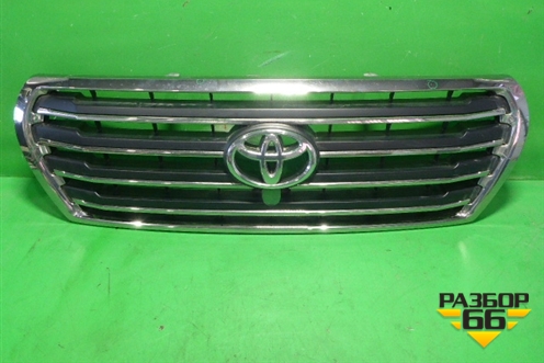 Решетка радиатора (после 2012г до 2015г под камеру) (5311460110) для Toyota Land Cruiser (200) с 2008г (Ленд Крузер)
