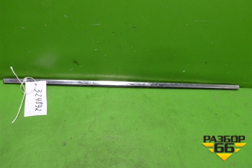 Накладка стекла переднего правого для Honda Accord(CL-CM) с 2003-2007г (Аккорд)
