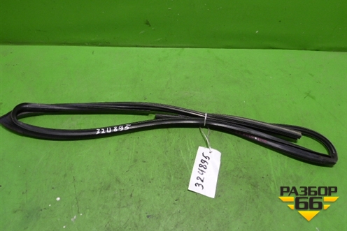 Уплотнитель стекла двери передней правой для Honda Accord(CL-CM) с 2003-2007г (Аккорд)